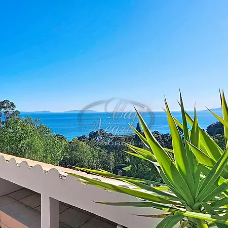 T2 Pour 4 Personnes Avec Terrasse Et Vue Proche De La Du Apartman Le Rayol-Canadel-sur-Mer